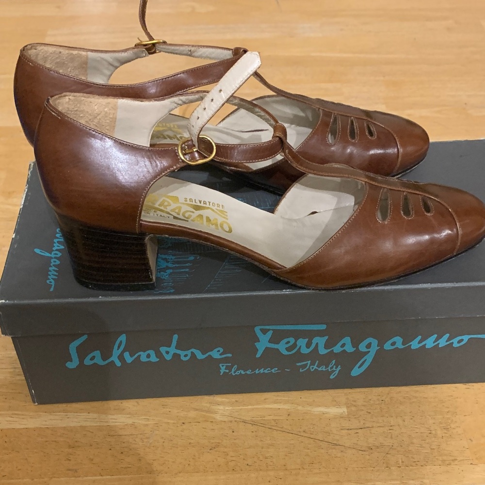 Salvatore Ferragamo Brown Leather T-Strap Heels - Picture 6 of 6